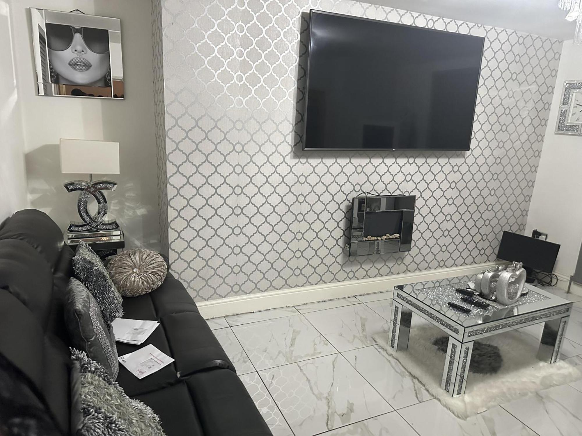 Beautiful 1-bed House In Bradford Holiday home